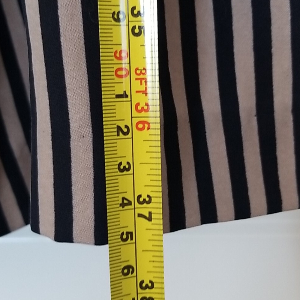 Dress - Picture 6 of 7